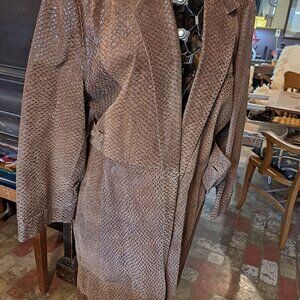 Full length Derishow by Group Sanfa coat, size 2